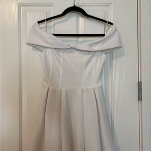 Chic Strapless White Dress